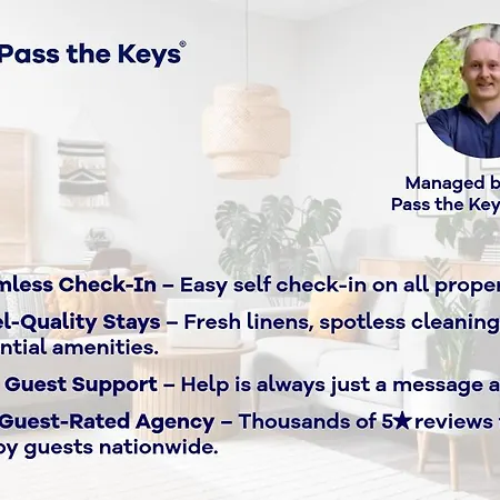 Prázdninový dům 8 Eighth Ave Retreat On The Beautiful 4-bed Pass The Keys York